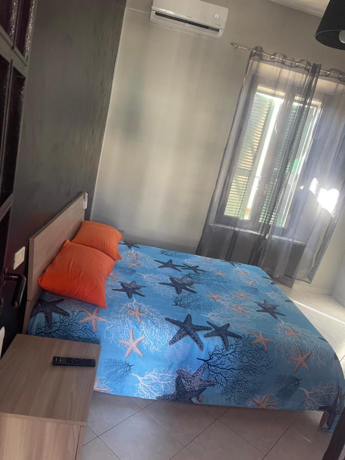 チビタベッキアCasa Via Cialdiアパートメント エクステリア 写真